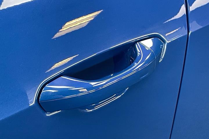 Blå Audi e-tron GT fra 2023