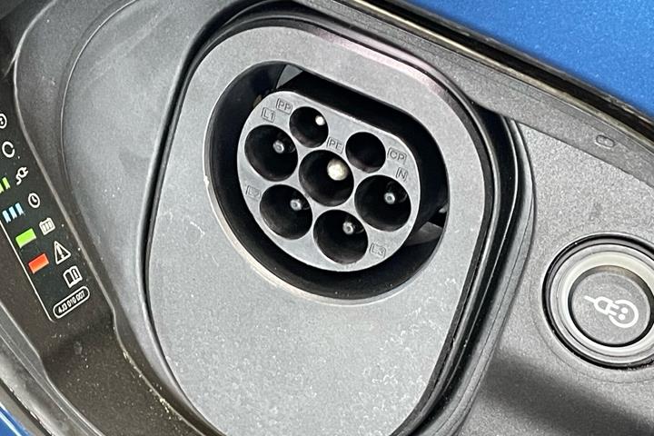 Blå Audi e-tron GT fra 2023