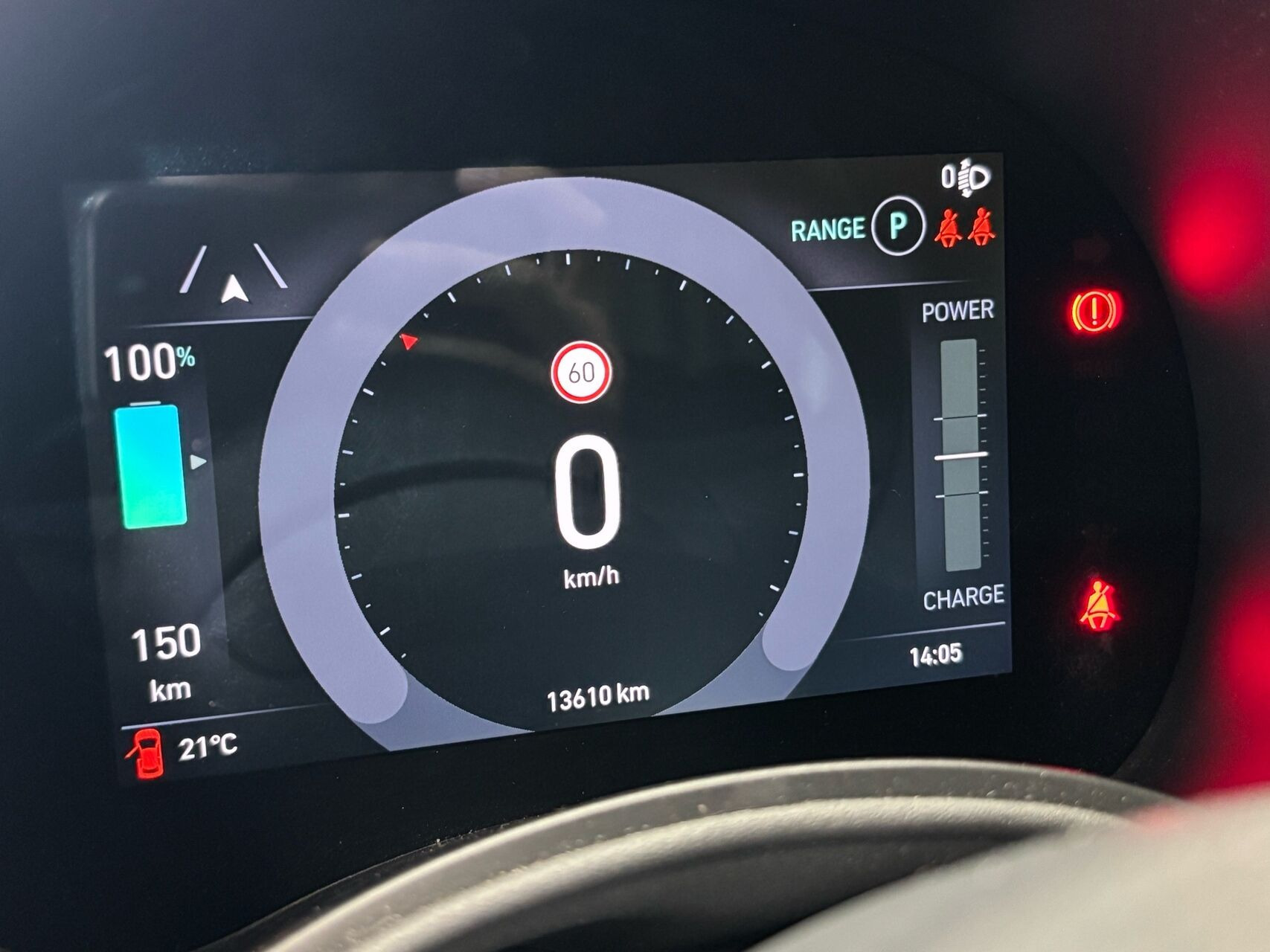 Hvid Fiat 500e fra 2023