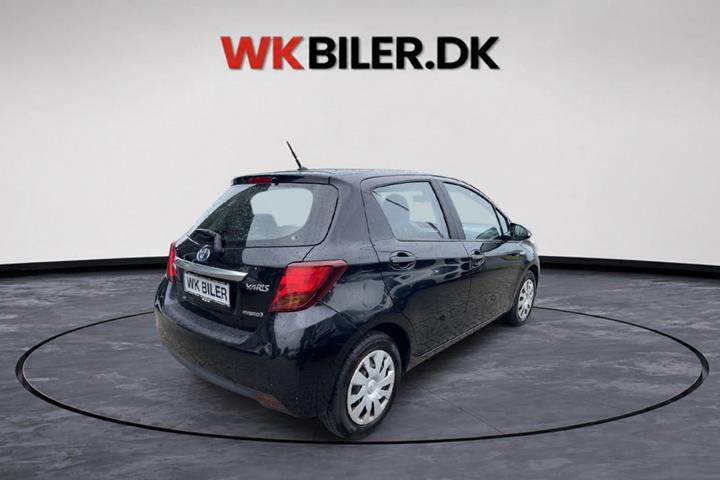 Sort Toyota Yaris fra 2015