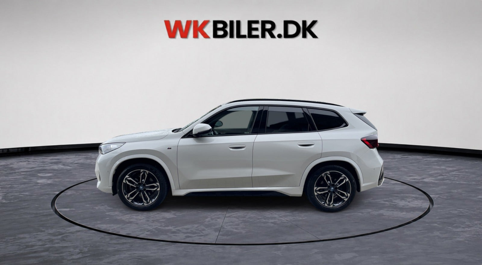 Hvid BMW iX1 fra 2023