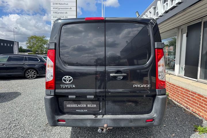 Sort Toyota ProAce fra 2015