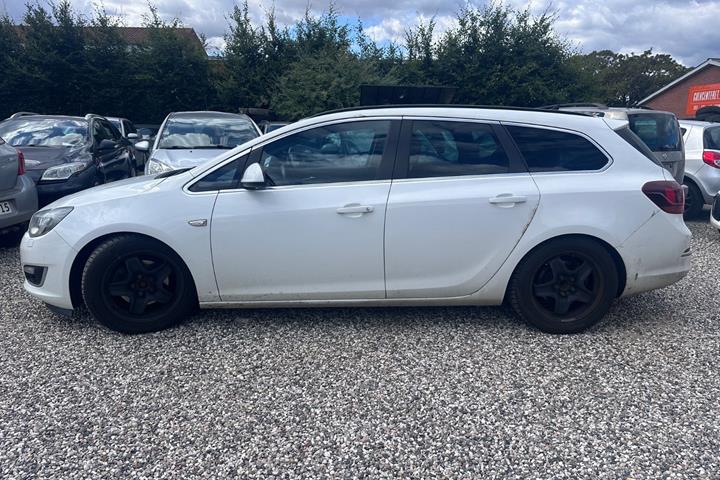 undefined Opel Astra fra 2015