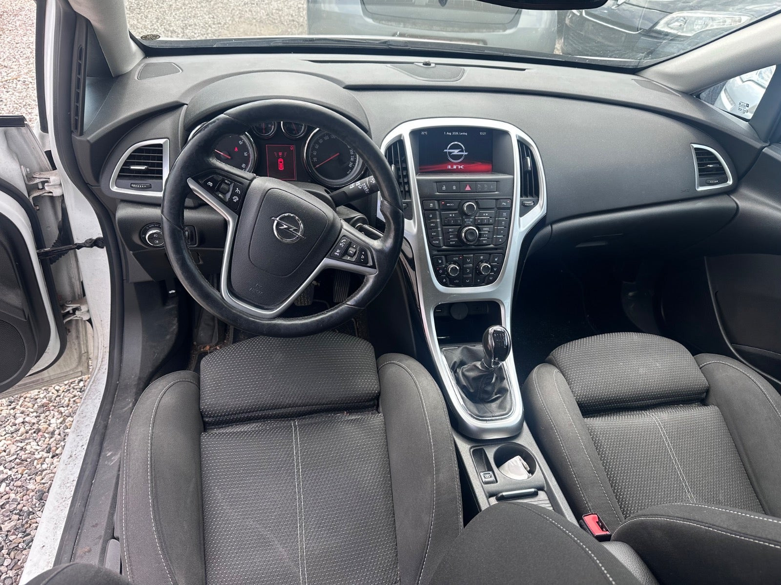 undefined Opel Astra fra 2015