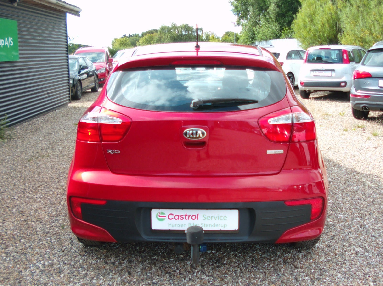 Rød Kia Rio fra 2015