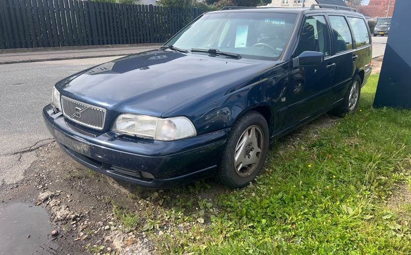 Volvo V70 2,0