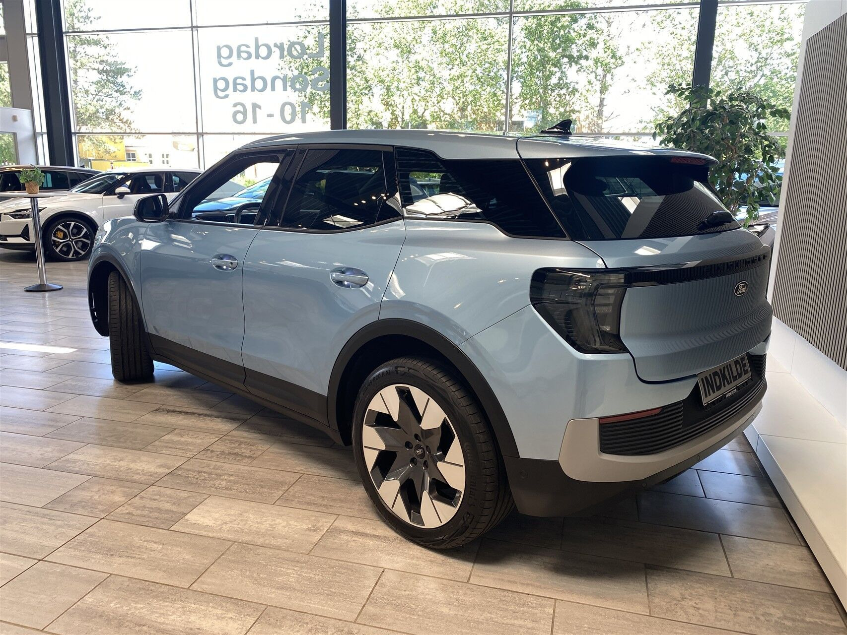 Blå Ford Explorer fra 2025