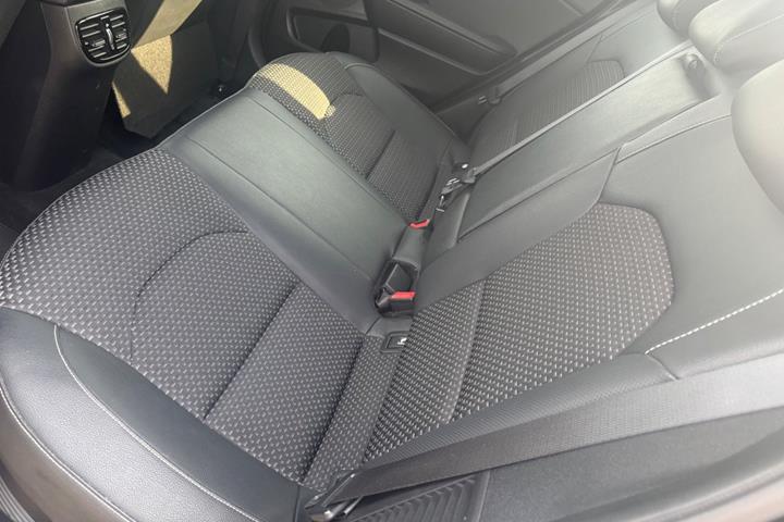 Sort Kia Ceed fra 2021
