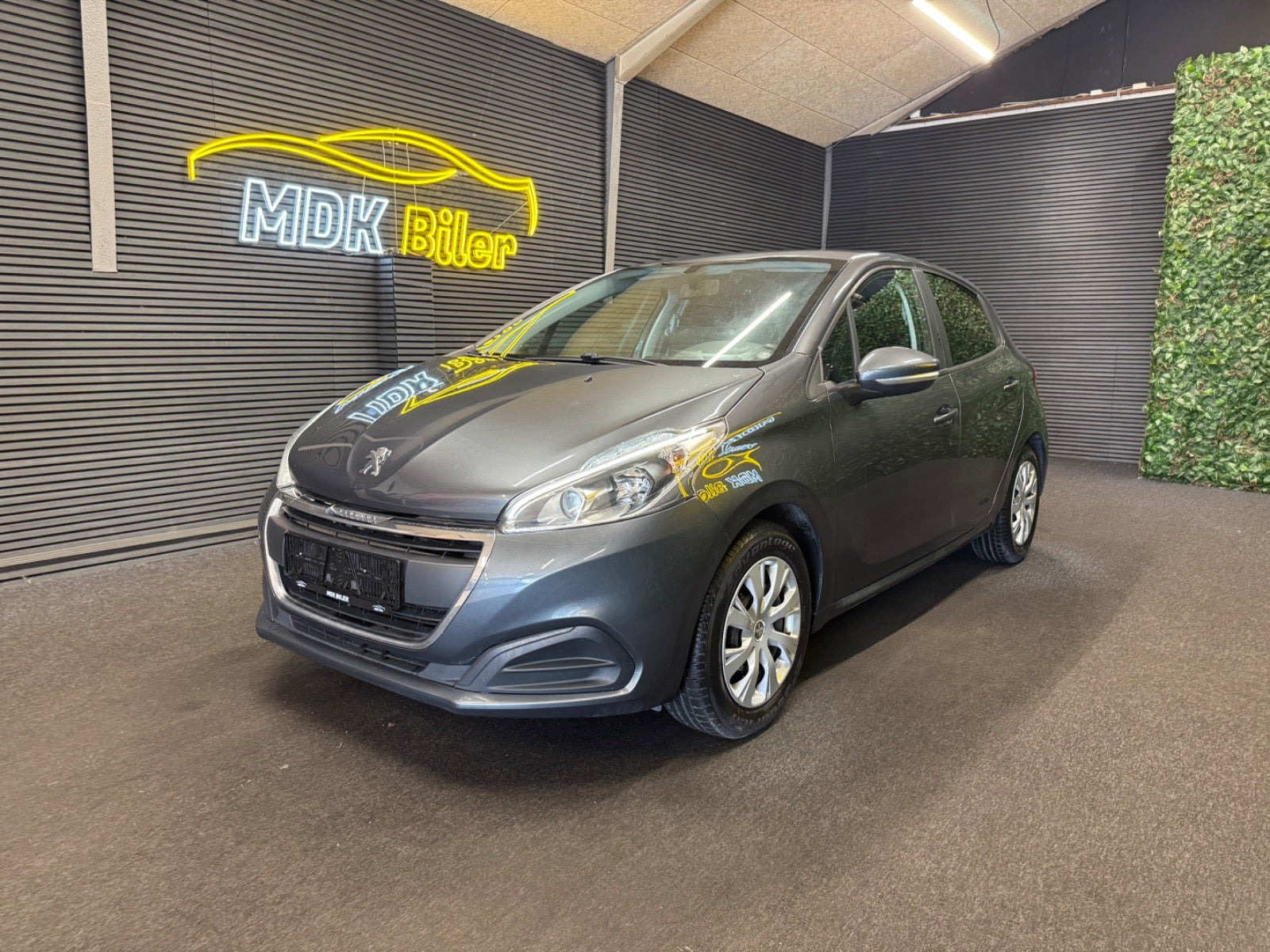 undefined Peugeot 208 fra 2016