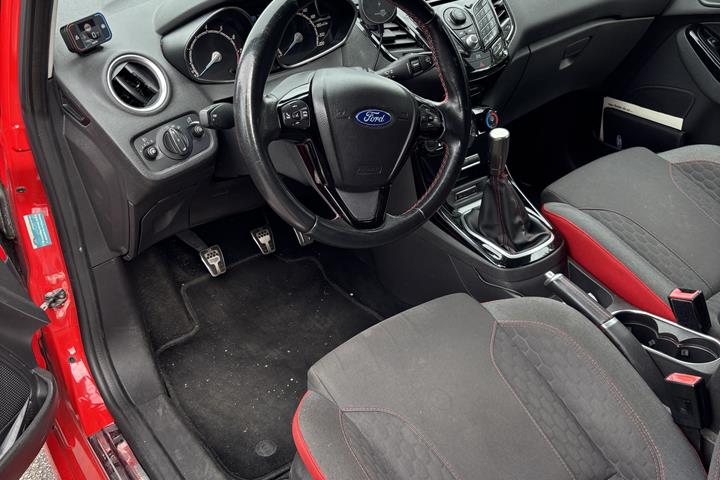 undefined Ford Fiesta fra 2015