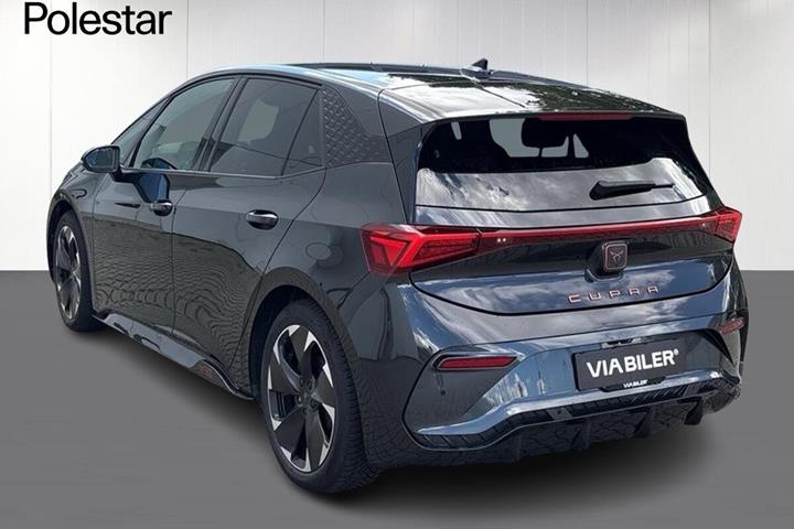 Grå Cupra Born fra 2024