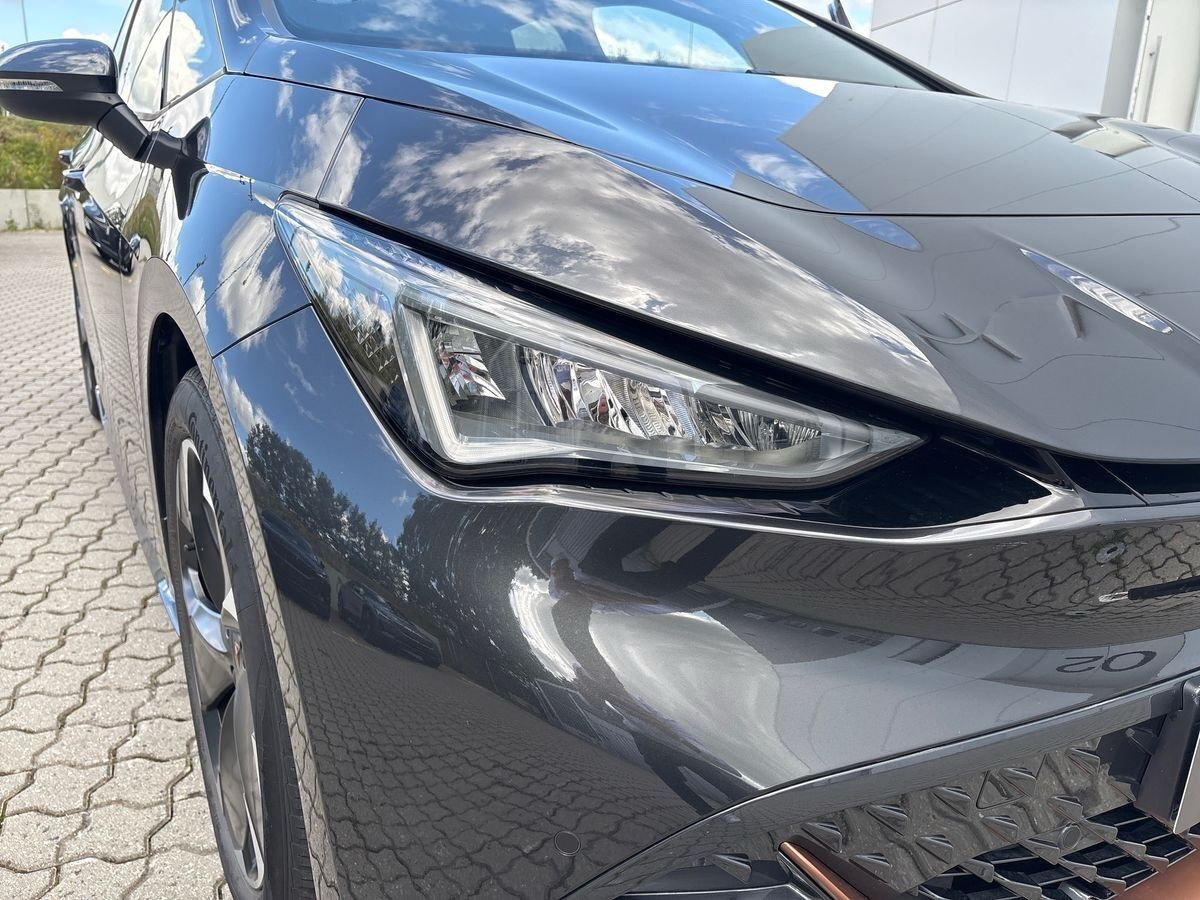 Grå Cupra Born fra 2024