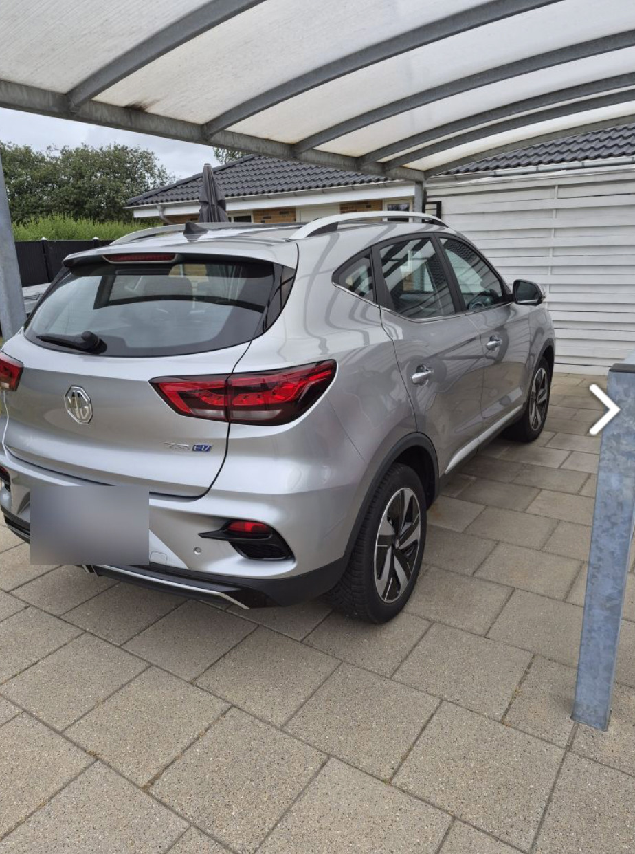Sølv MG ZS fra 2023