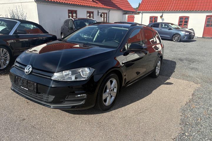 Sort VW Golf VII fra 2015