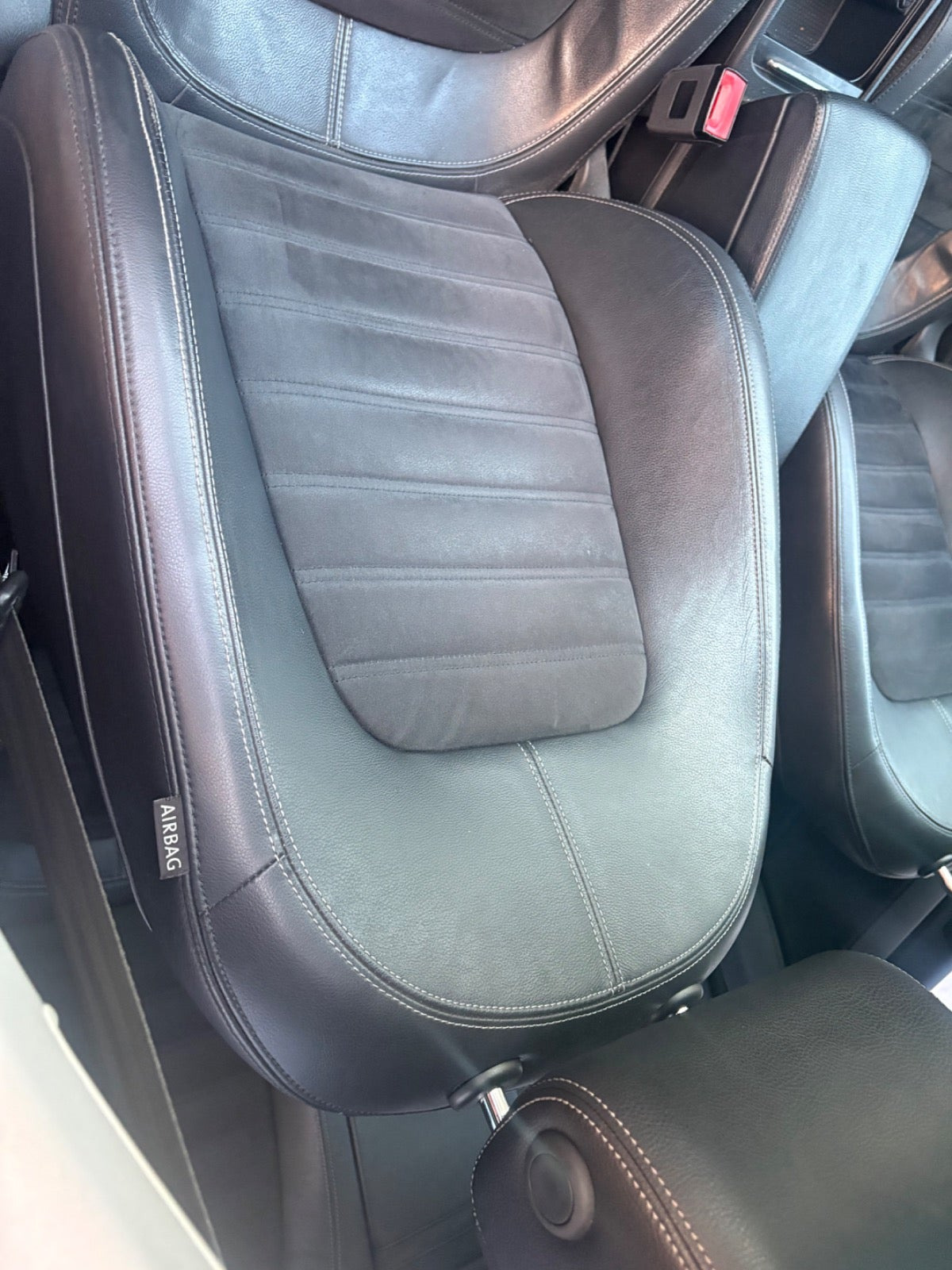 Hvid VW CC fra 2014