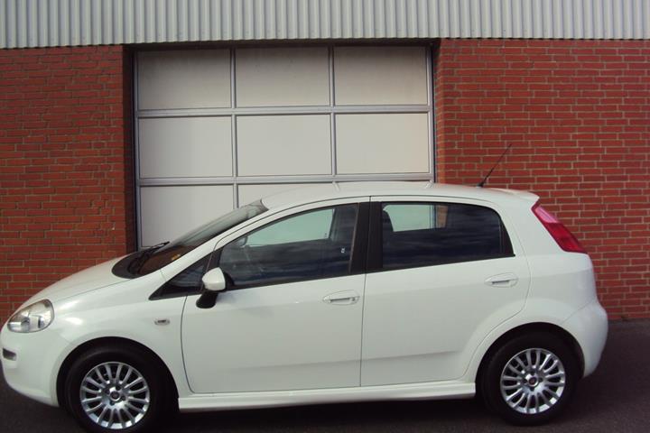 Hvid Fiat Punto fra 2014