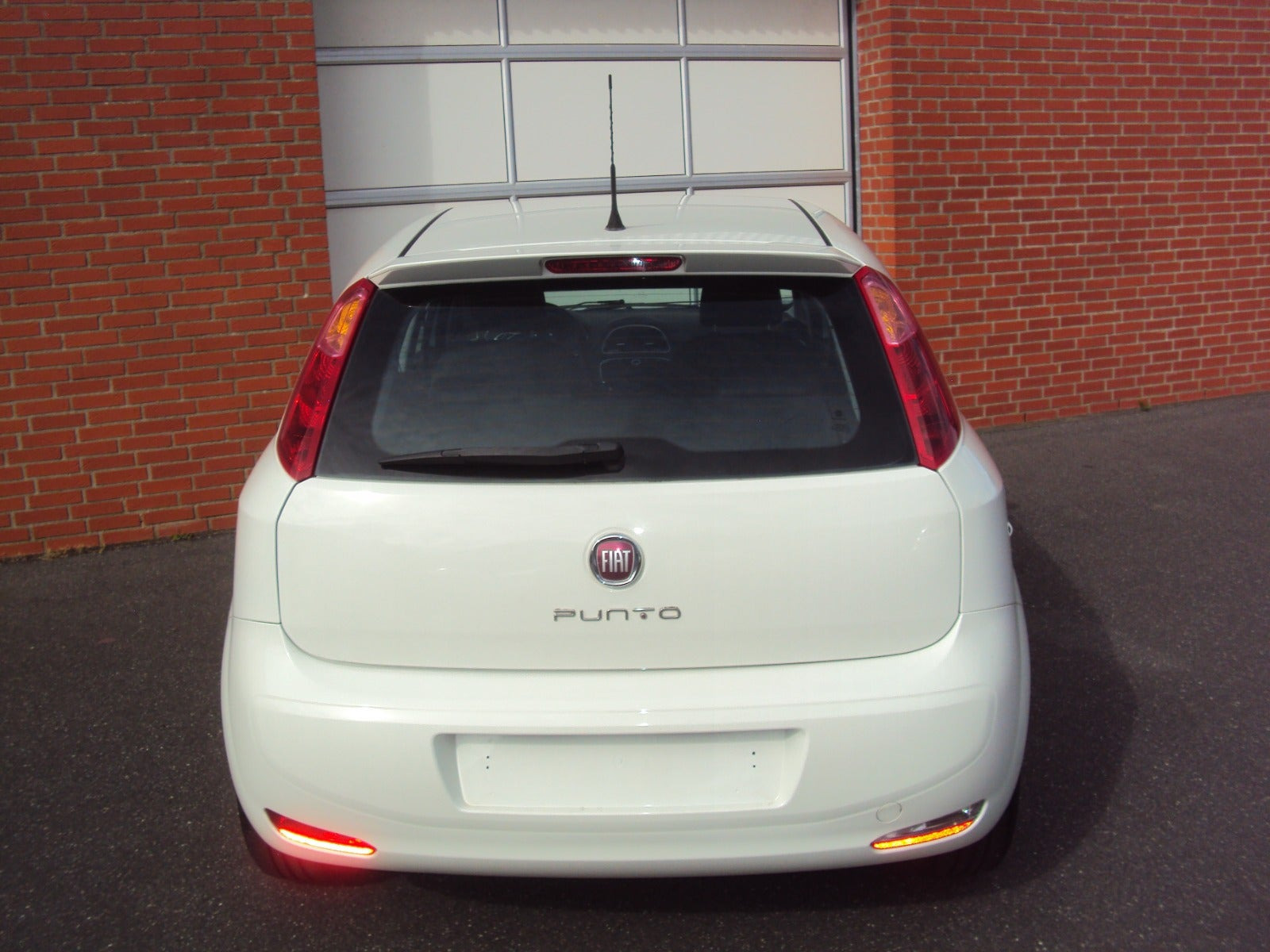 Hvid Fiat Punto fra 2014