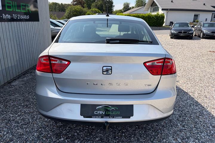 Sølv Seat Toledo fra 2017