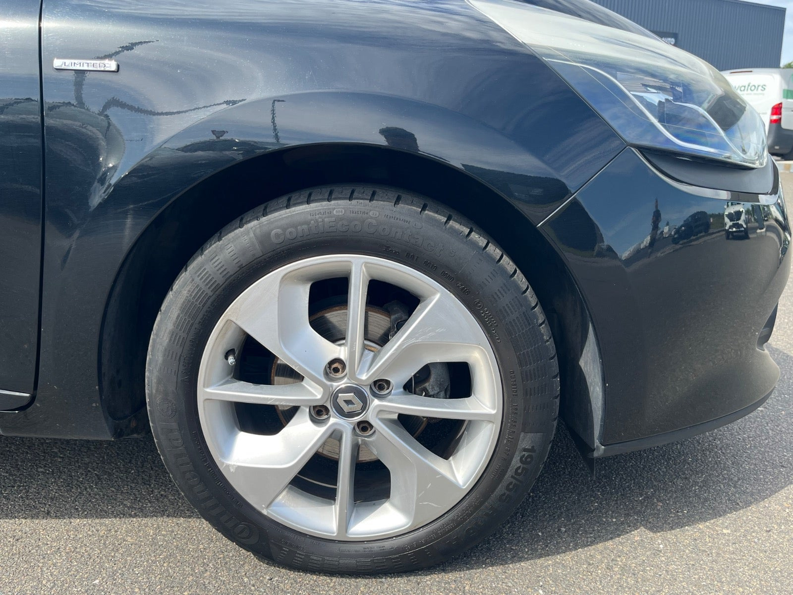 Sort Renault Clio IV fra 2016