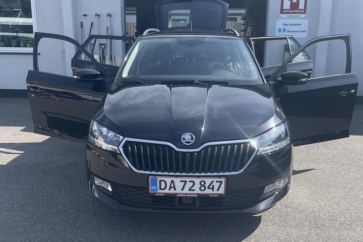 Sort Skoda Fabia fra 2021