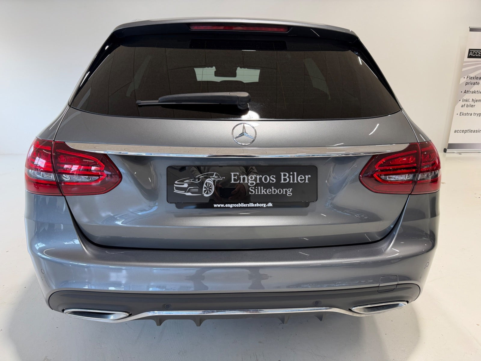 Grå Mercedes C220 d fra 2020