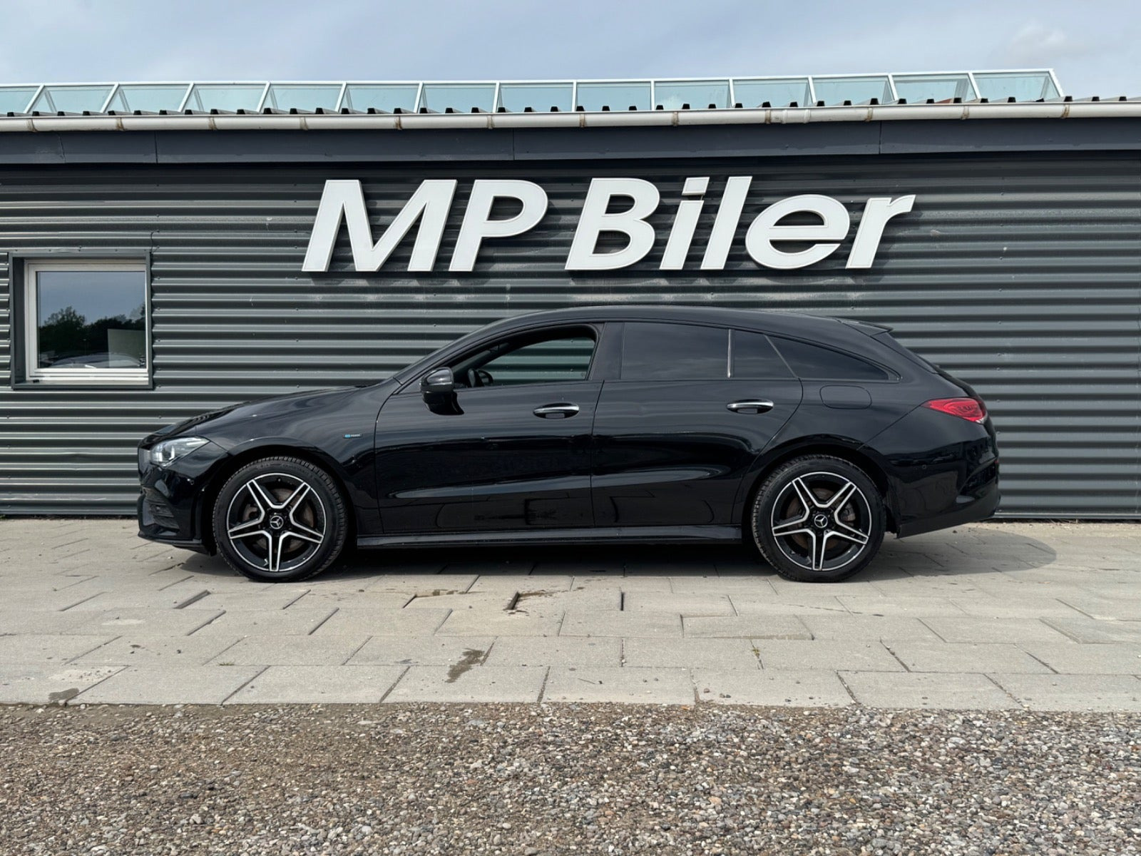 Sort Mercedes CLA250 e fra 2021