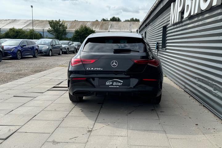 Sort Mercedes CLA250 e fra 2021