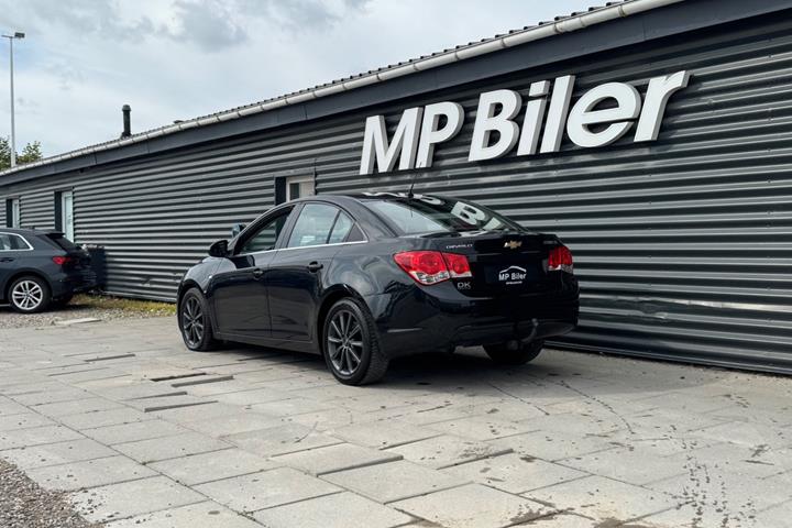 Sort Chevrolet Cruze fra 2011