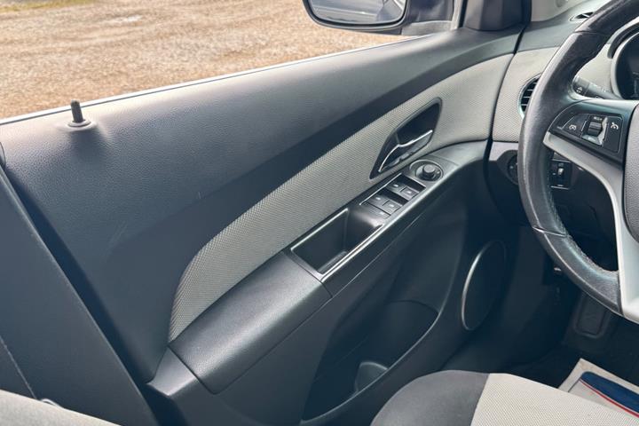 Sort Chevrolet Cruze fra 2011