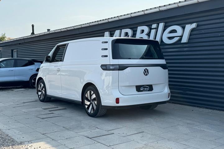 Hvid VW ID.Buzz fra 2024