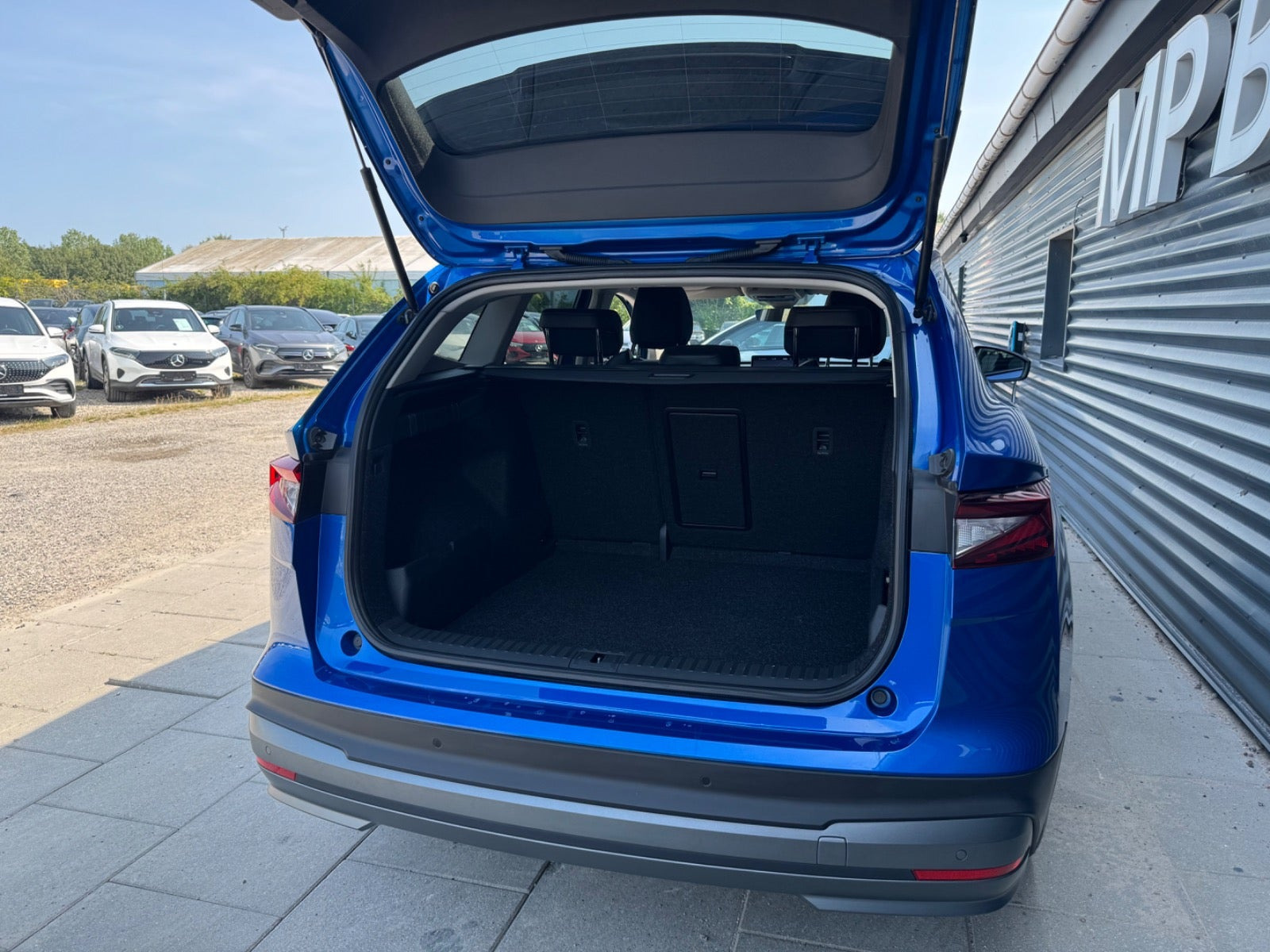 Blå Skoda Enyaq fra 2024