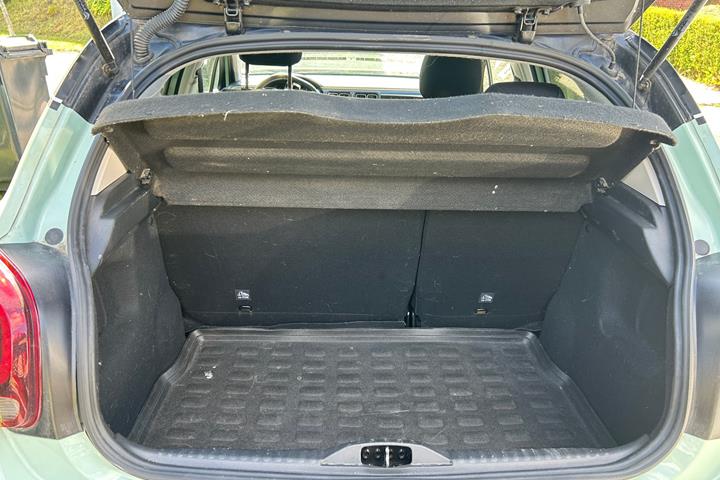 Grøn Citroën C3 fra 2019
