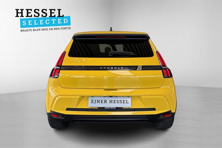 Gul Renault 5 E-Tech fra 2025