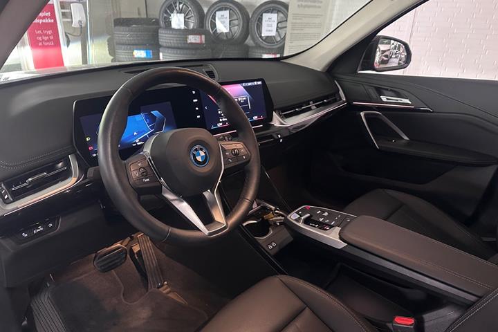 undefined BMW iX1 fra 2025