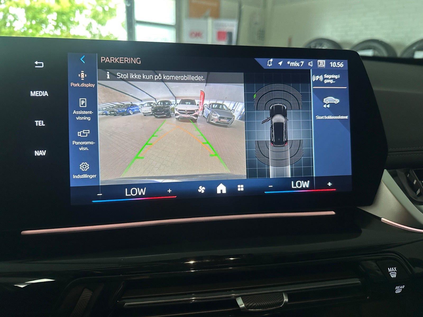 undefined BMW iX1 fra 2025