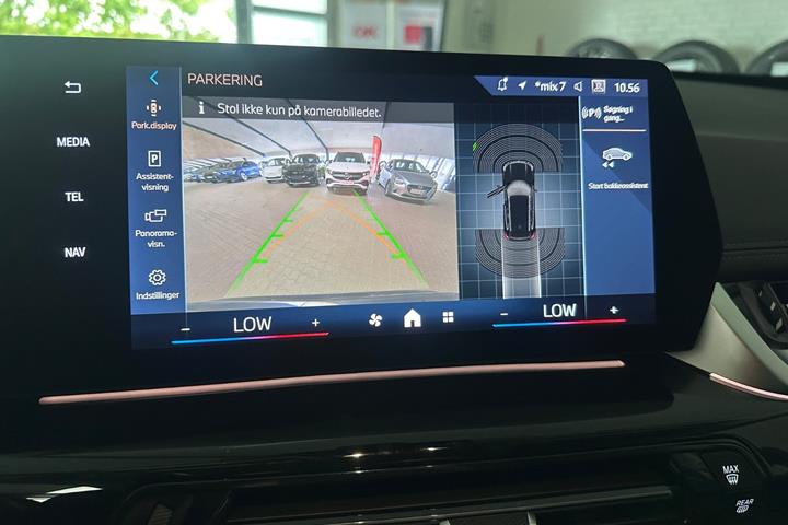 undefined BMW iX1 fra 2025
