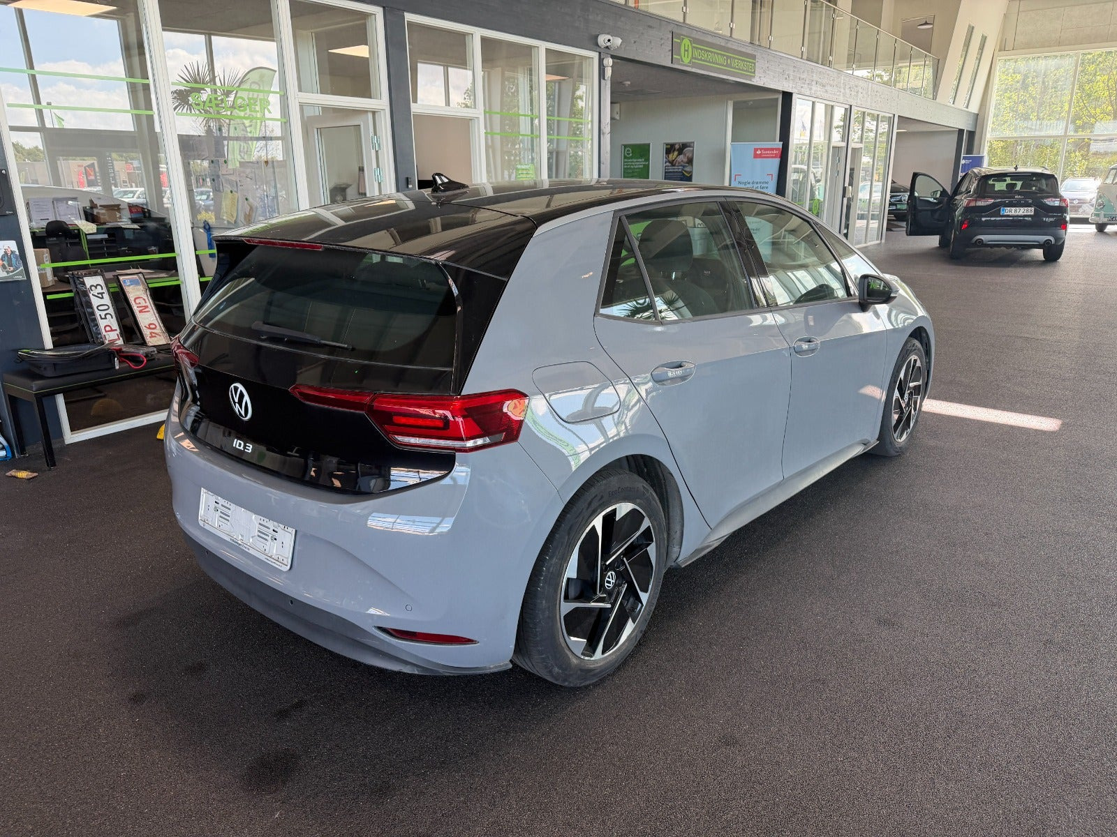 Grå VW ID.3 fra 2024