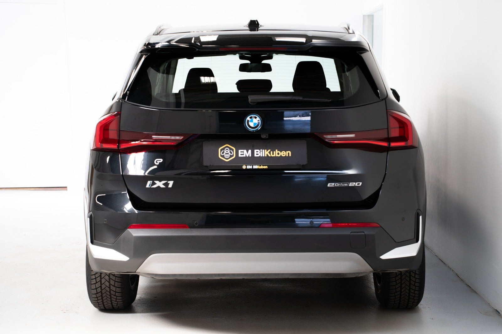 undefined BMW iX1 fra 2025
