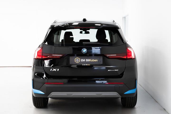 undefined BMW iX1 fra 2023