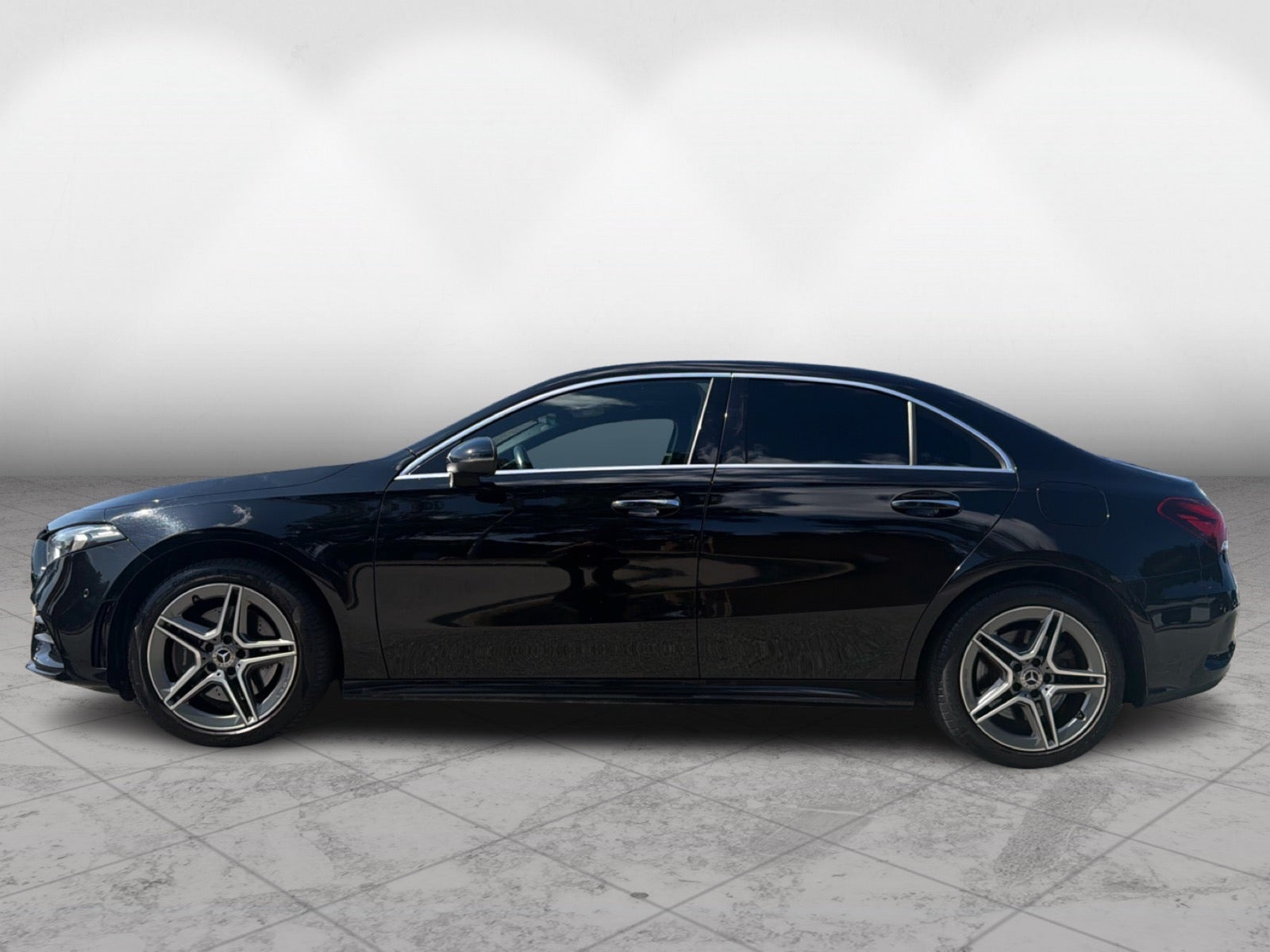 Sort Mercedes A250 e fra 2021