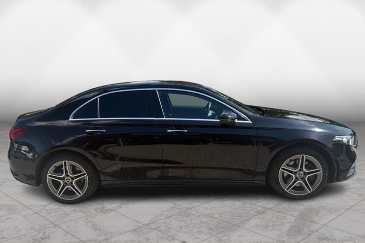 Sort Mercedes A250 e fra 2021