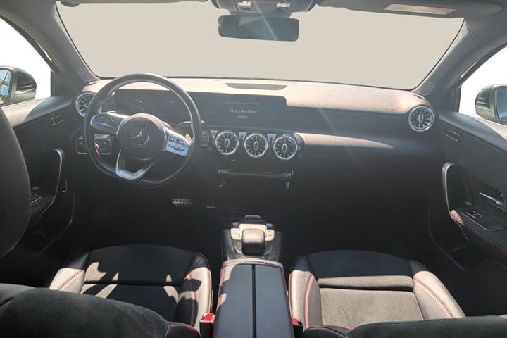 Sort Mercedes A250 e fra 2021