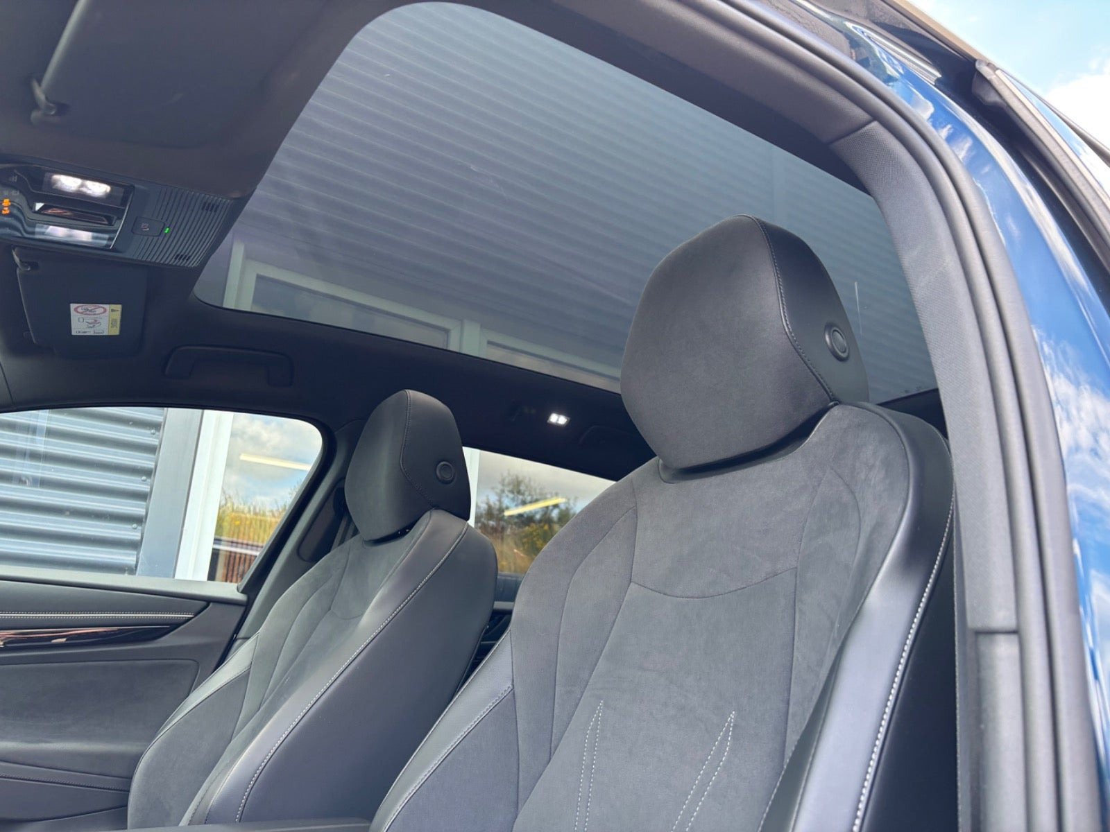 Blå VW ID.7 fra 2025
