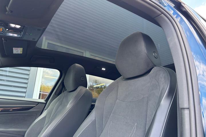 Blå VW ID.7 fra 2025