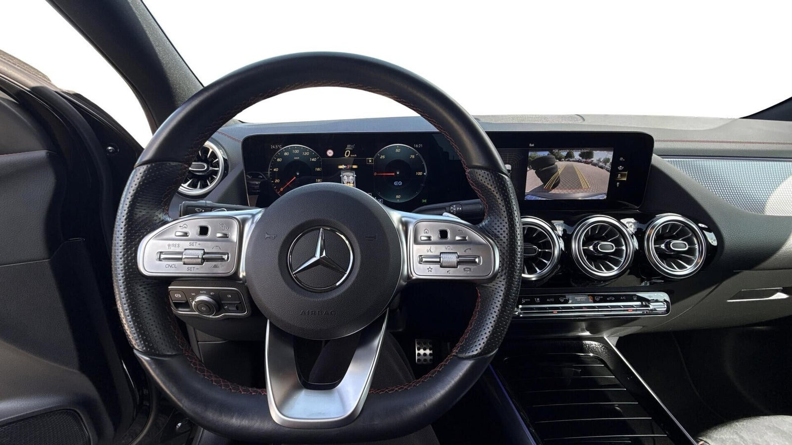 Sort Mercedes EQA250+ fra 2024
