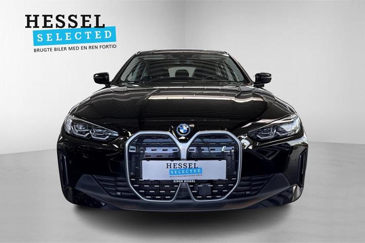 Sort BMW i4 fra 2023