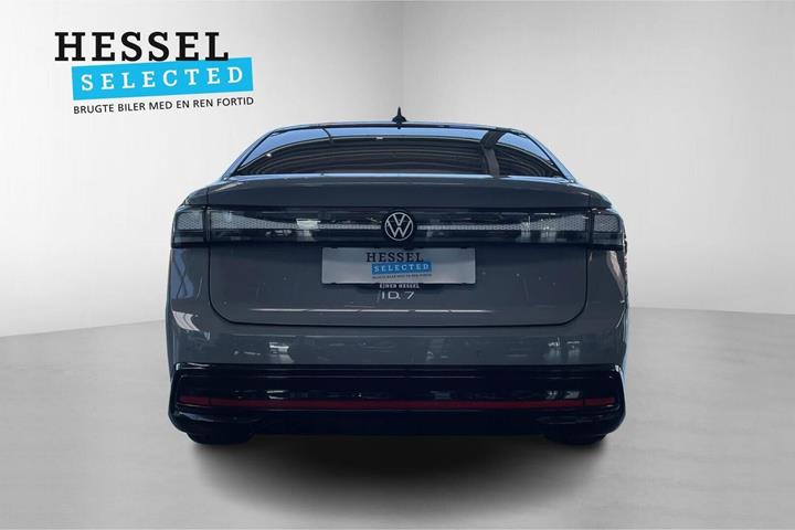 Grå VW ID.7 fra 2024