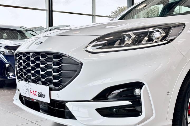 Gul Ford Kuga fra 2020