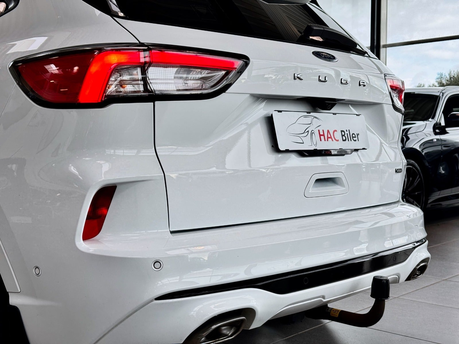 Gul Ford Kuga fra 2020