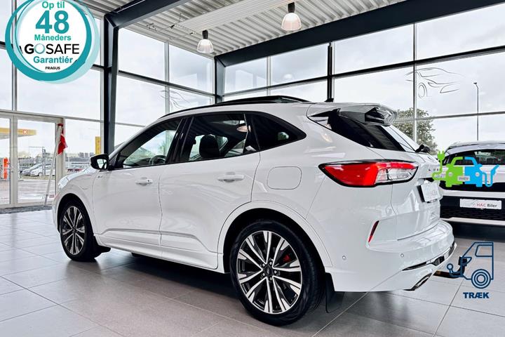 Gul Ford Kuga fra 2020